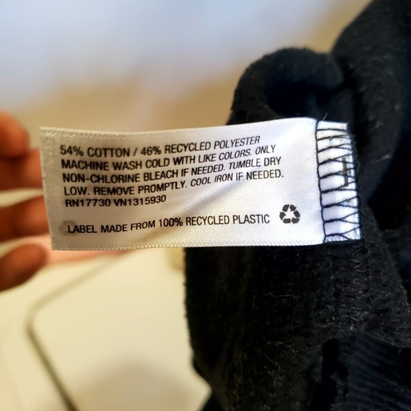 Wild Fable ● Women's Black Long-Sleeved Sweatshirt ● Black ● Cozy-Soft - Picture 5 of 5